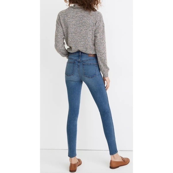 NWOT Madewell Petite 10" High-Rise Skinny in Dewitt Wash Button-Front - Picture 2 of 10